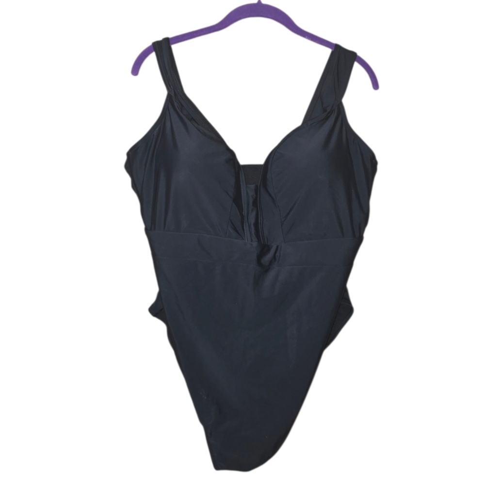 Swimsuits For All NWT! Underwire-free One Piece